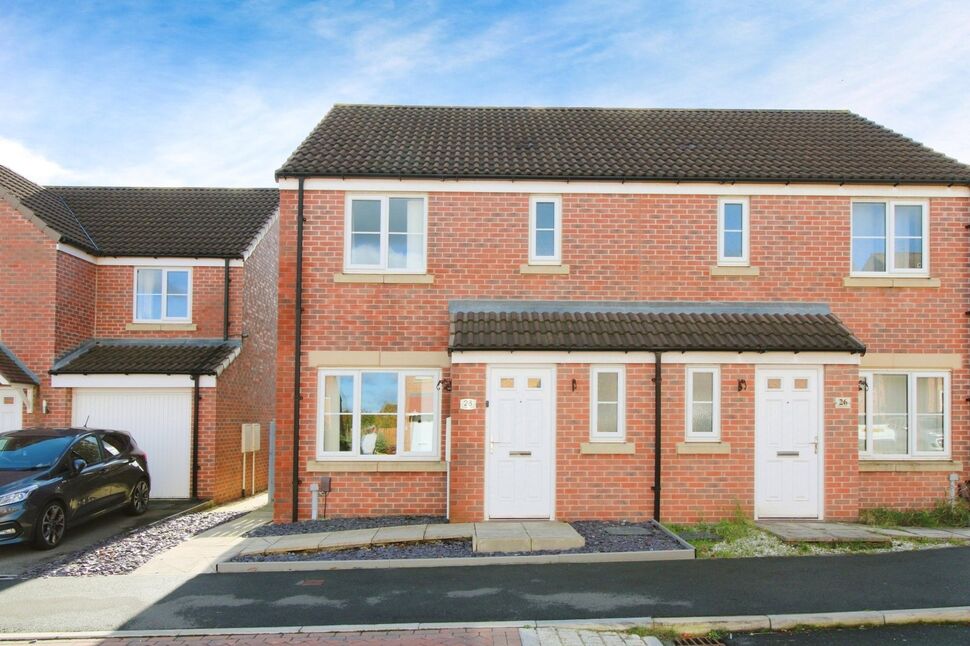 3 bedroom Semi Detached House for sale, Sycamore Drive, Castleford