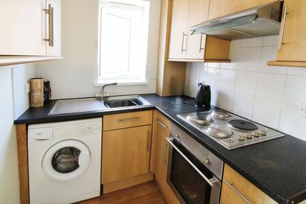 2 bedroom  Flat for sale