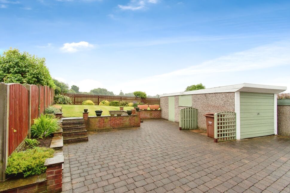 3 bedroom Semi Detached House for sale, Windermere Road, Castleford