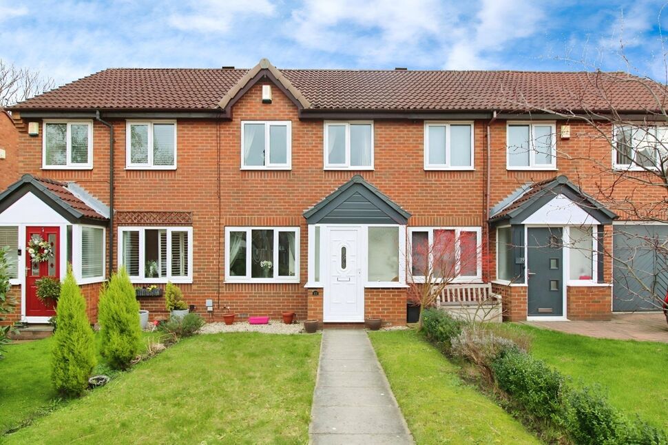 2 bedroom Mid Terrace House for sale, Pinders Green Court, Methley