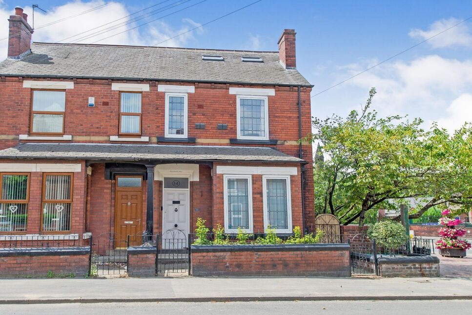 3 bedroom Detached House for sale, Woolley Hart Way, Castleford, WF10