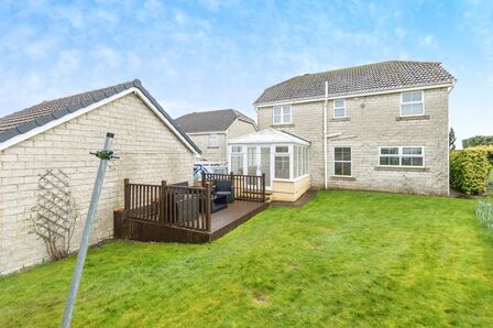 Manor Court, 4 bedroom Detached House for sale, £450,000