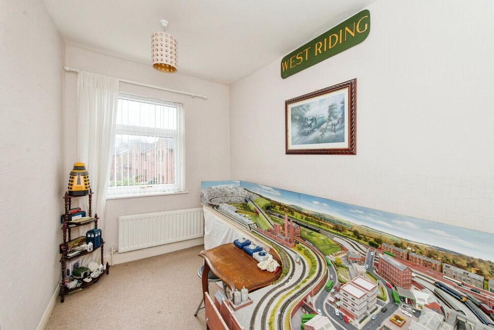 2 bedroom Mid Terrace House for sale, New Street, Kippax, LS25 £130,000