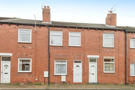 King Street, 2 bedroom Mid Terrace House for sale, £120,000