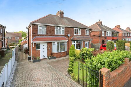 Brookfield Avenue, 3 bedroom Semi Detached House for sale, £260,000