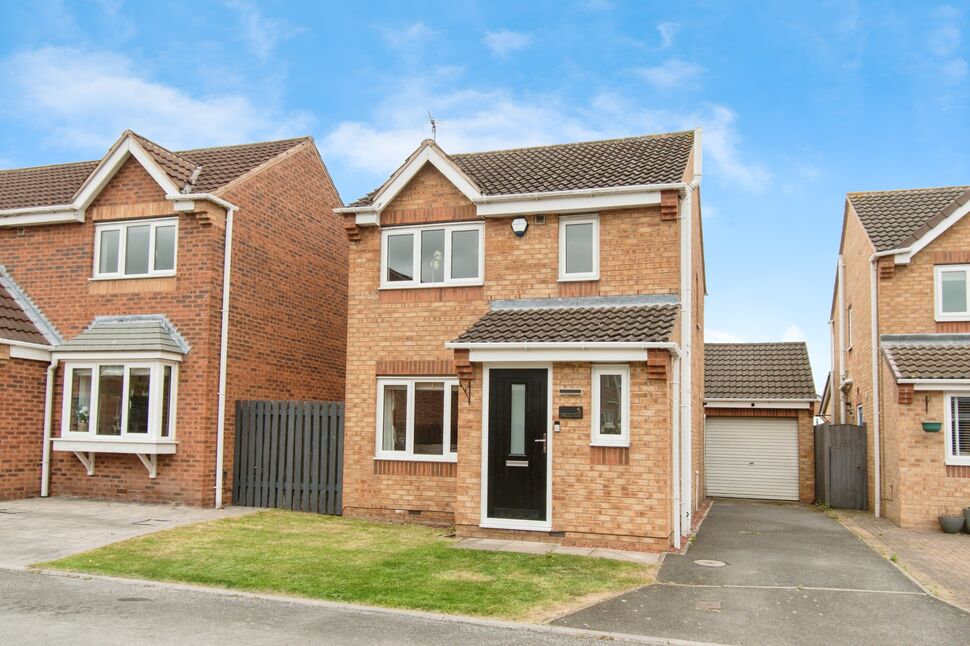 3 bedroom Detached House for sale