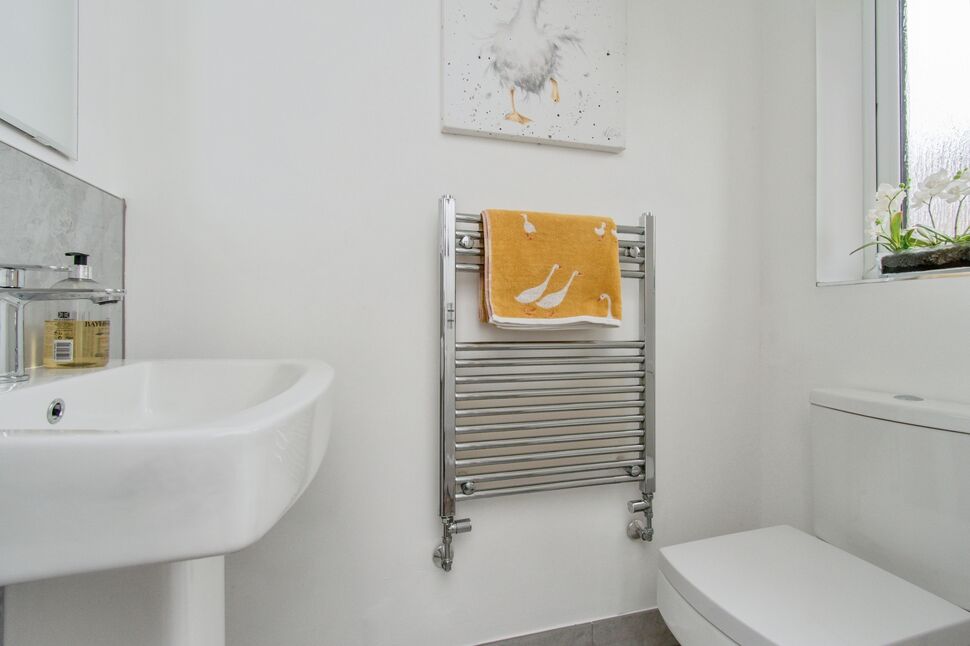 Cloakroom / WC