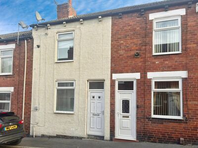 Heald Street, 2 bedroom Mid Terrace House to rent, &pound;795 pcm