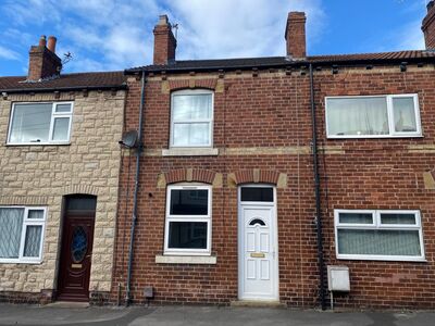 New Street, 2 bedroom Mid Terrace House to rent, £750 pcm