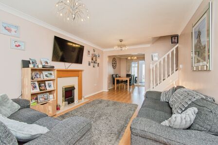 Champion Avenue, 3 bedroom Detached House for sale, £290,000