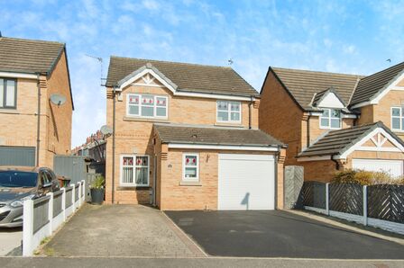 Champion Avenue, 3 bedroom Detached House for sale, £290,000