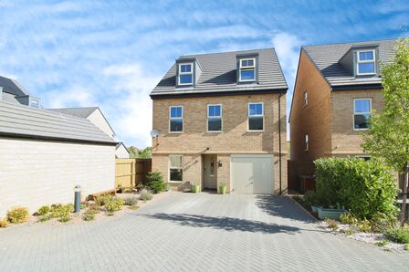 Plumpton Crescent, 5 bedroom Detached House for sale, £425,000