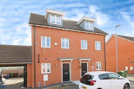 3 bedroom End Terrace House for sale
