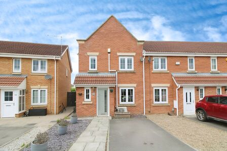 3 bedroom End Terrace House for sale