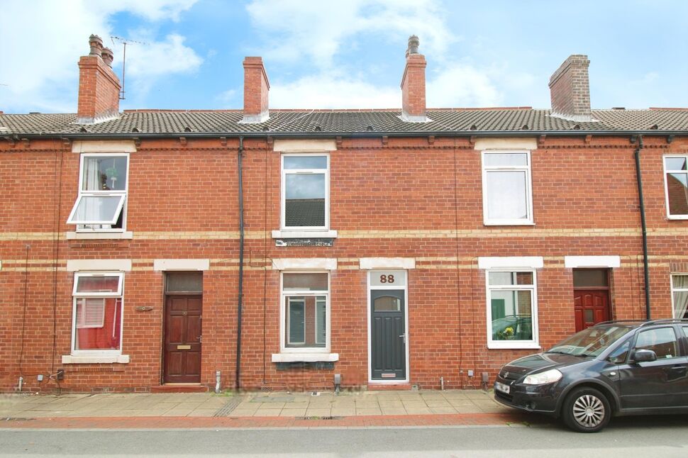 2 bedroom Mid Terrace House to rent