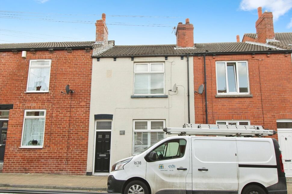 Main image of 2 bedroom Mid Terrace House for sale, Smawthorne Grove, Castleford, West Yorkshire, WF10