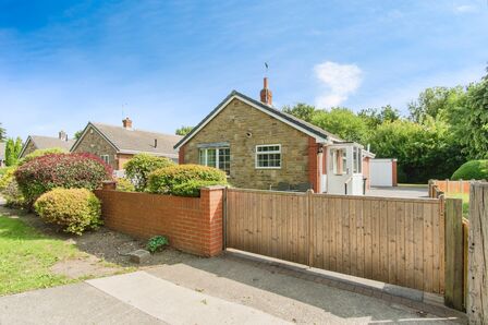 Lunnsfield Lane, 3 bedroom Detached Bungalow for sale, £440,000