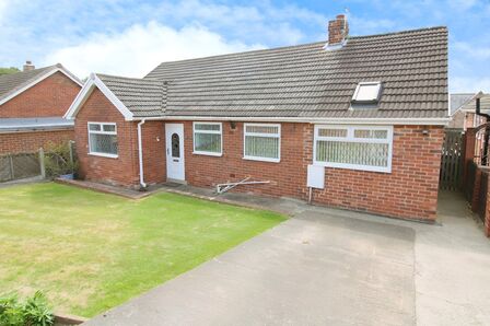 Broomhill, 2 bedroom Detached Bungalow for sale, £290,000
