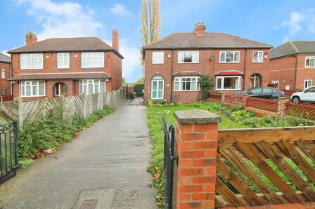 Methley Road, 3 bedroom Semi Detached House for sale, £140,000