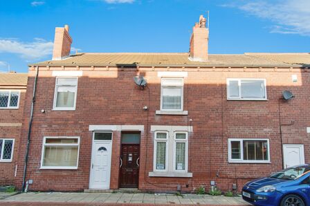 Glebe Street, 2 bedroom Mid Terrace House for sale, £60,000
