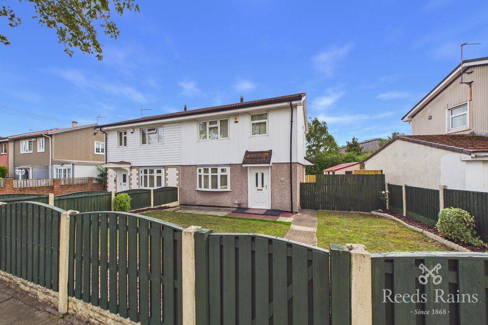 Main image of 3 bedroom Semi Detached House to rent, Queens Park Drive, Castleford, West Yorkshire, WF10
