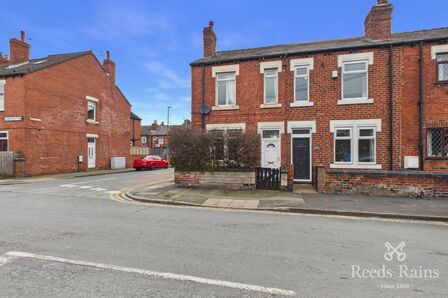 Smawthorne Lane, 3 bedroom End Terrace House for sale, &pound;120,000