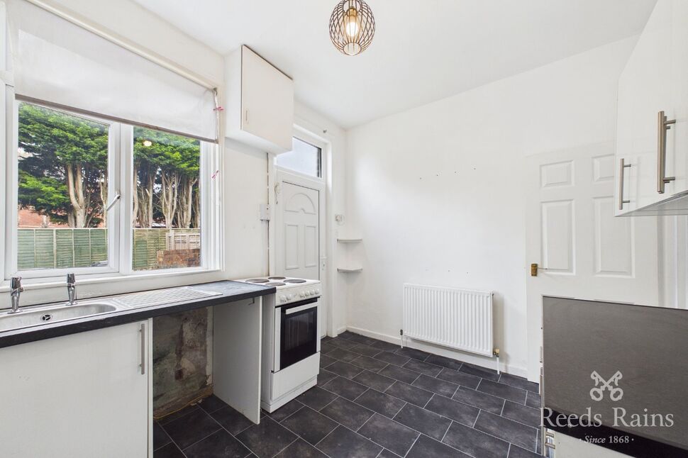 Kitchen / Dining Area