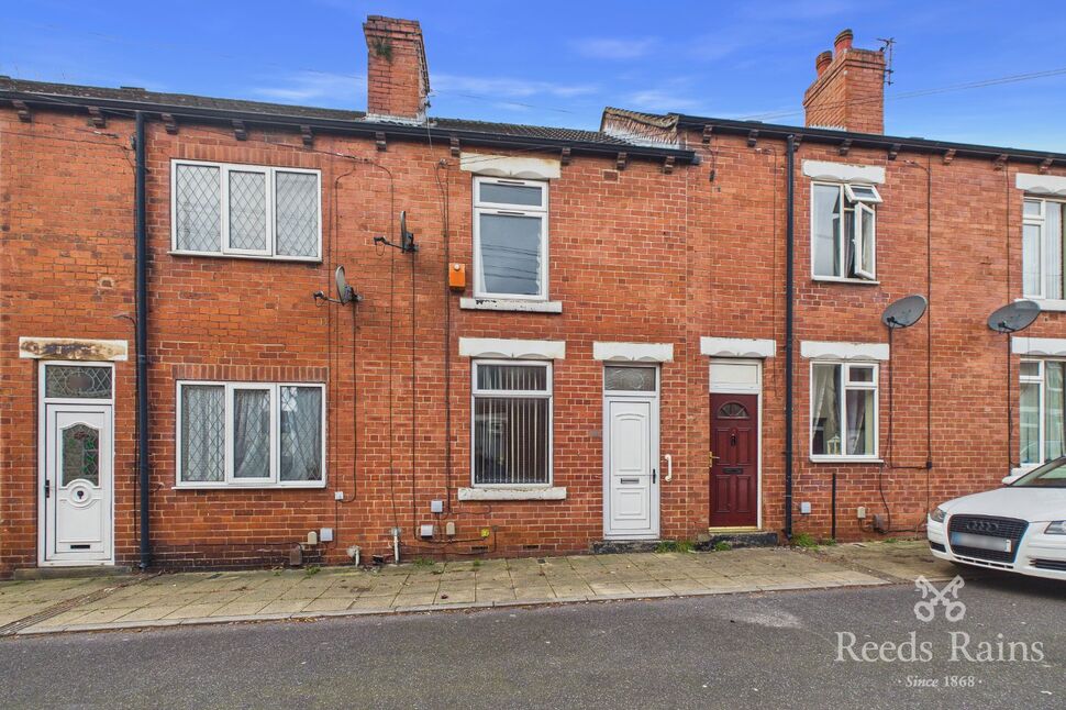 Main image of 2 bedroom Mid Terrace House to rent, Cannon Street, Castleford, West Yorkshire, WF10