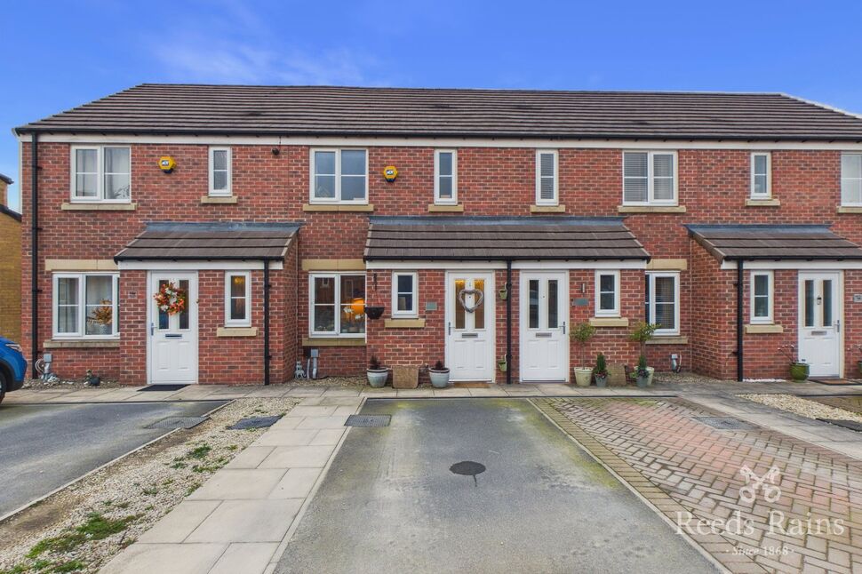 Main image of 2 bedroom Mid Terrace House for sale, Sycamore Drive, Castleford, West Yorkshire, WF10