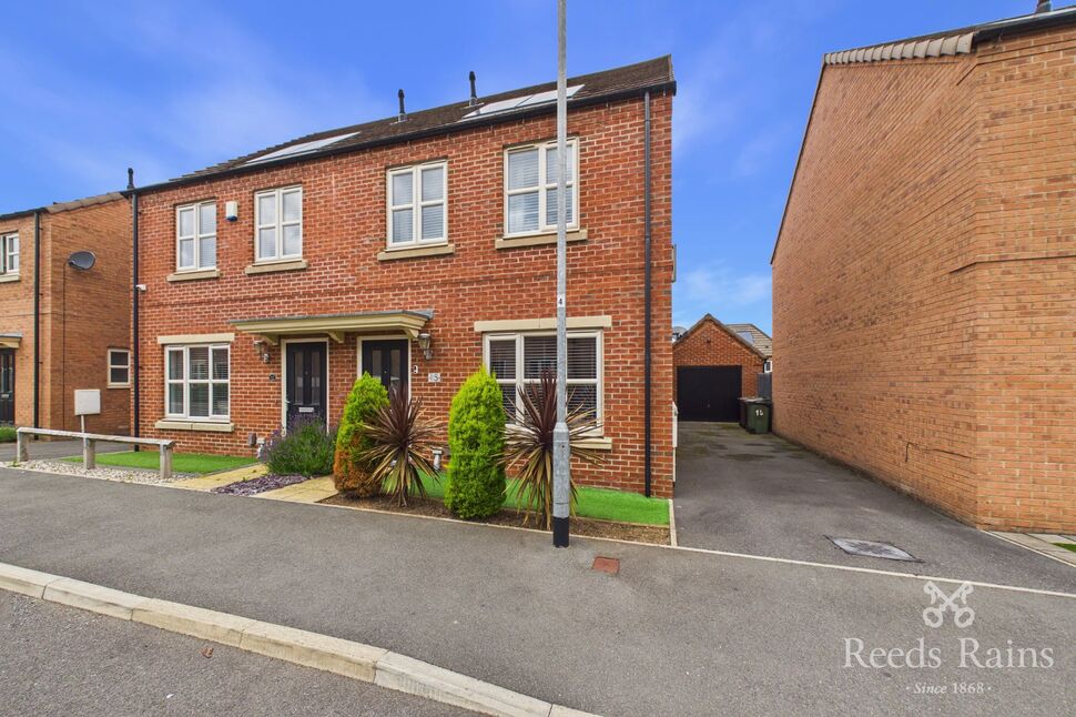 Main image of 3 bedroom Semi Detached House for sale, Swift Way, Castleford, West Yorkshire, WF10