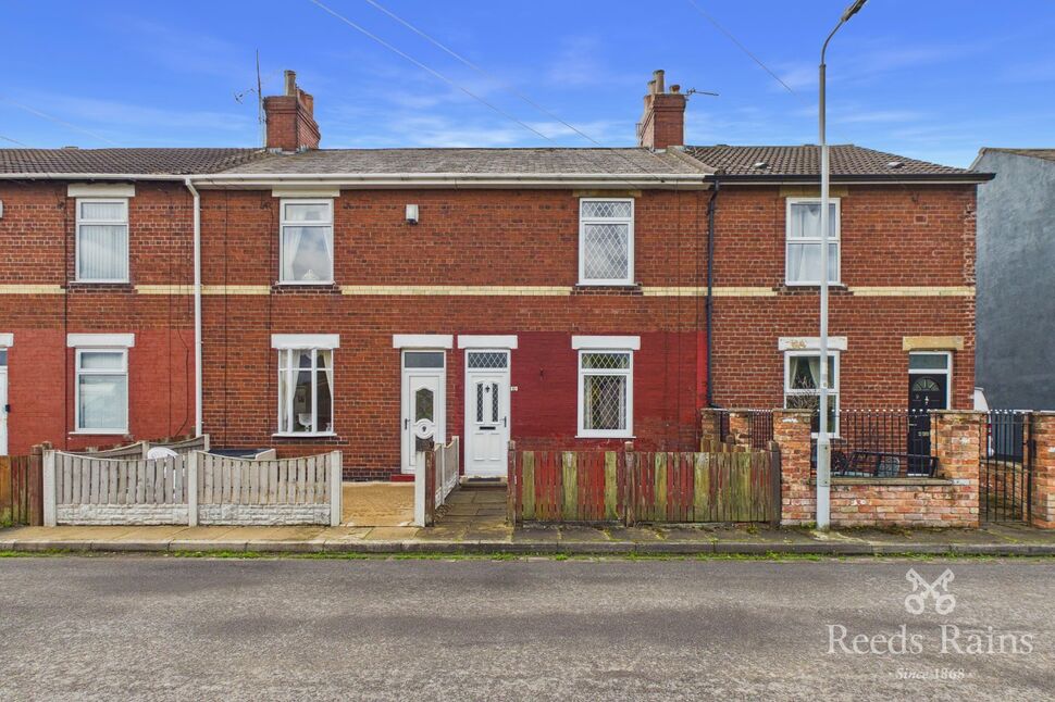 Main image of 2 bedroom Mid Terrace House for sale, Brook Street, Castleford, West Yorkshire, WF10