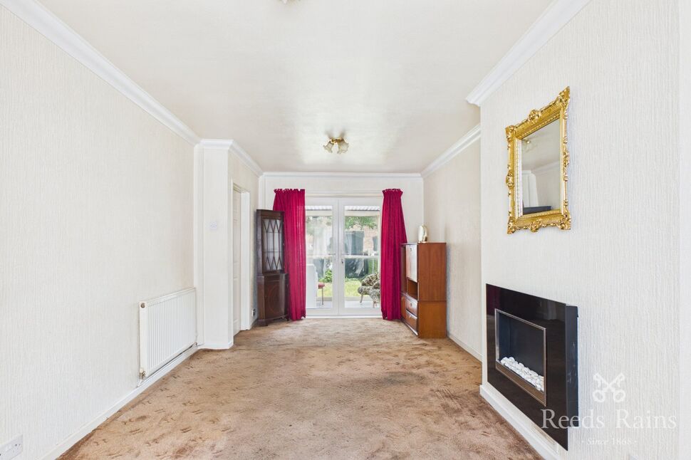 Lounge / Dining Room