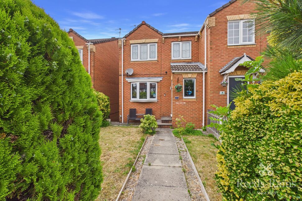 Main image of 3 bedroom Semi Detached House for sale, Church Fields Mews, Castleford, West Yorkshire, WF10
