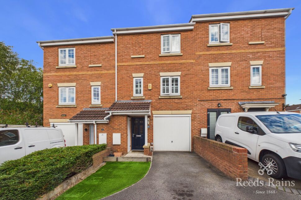 Main image of 3 bedroom Mid Terrace House for sale, Mill Place, Castleford, West Yorkshire, WF10