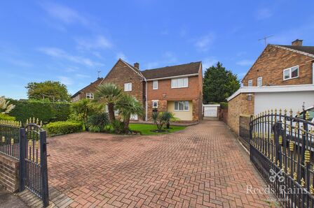 Stansfield Drive, 4 bedroom Detached House for sale, &pound;375,000