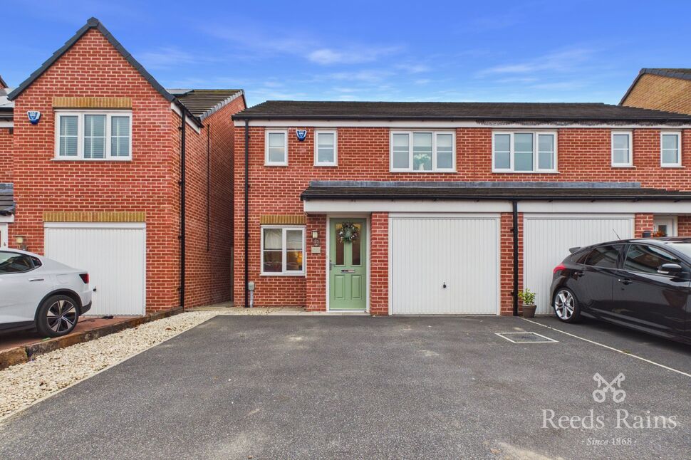 Main image of 3 bedroom Semi Detached House for sale, Taylor Road, Castleford, West Yorkshire, WF10