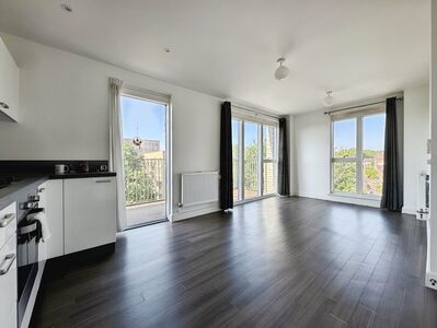 2 bedroom  Flat to rent