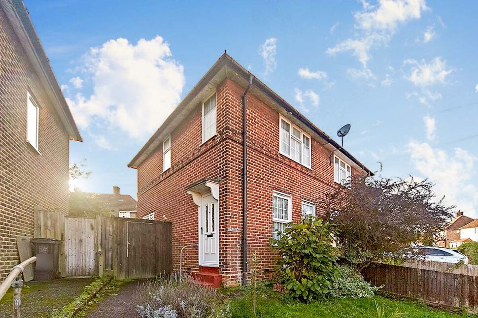 Main image of 2 bedroom End Terrace House for sale, Leof Crescent, London, SE6