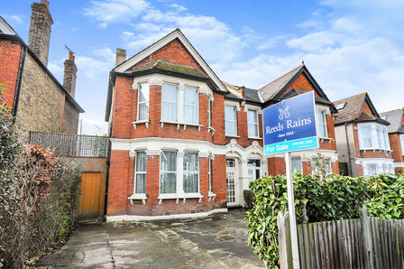 Thornsbeach Road, 5 bedroom Semi Detached House for sale, £925,000