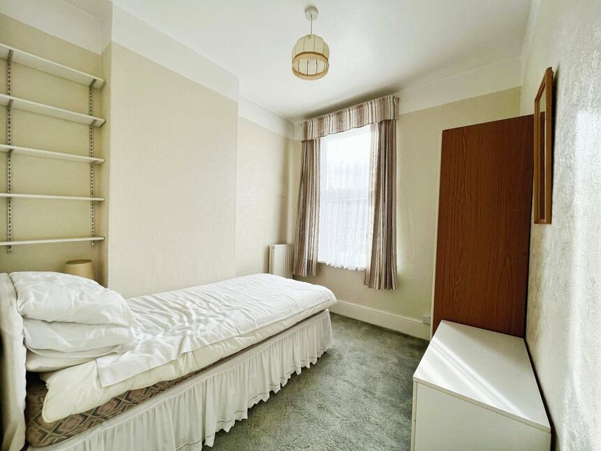 3 bedroom Mid Terrace House for sale, Minard Road, London, SE6 £625,000