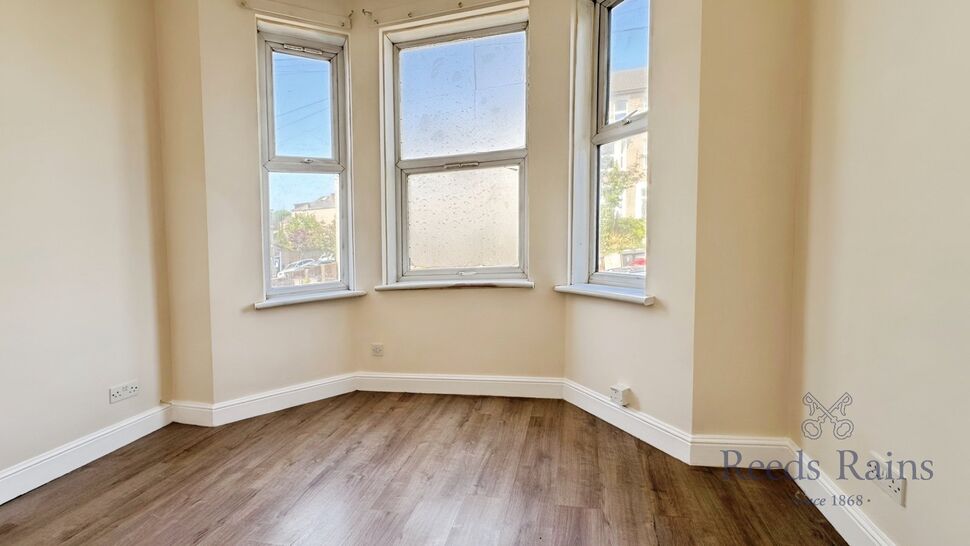 Lounge / Bedroom