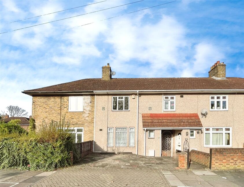 Main image of 2 bedroom Mid Terrace House for sale, Randlesdown Road, London, SE6