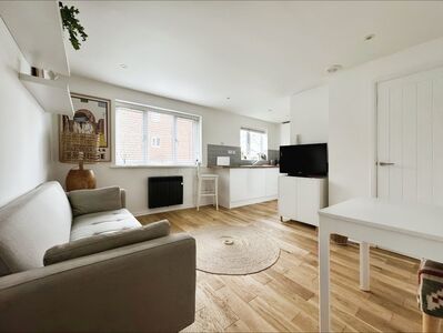 1 bedroom Flat for sale