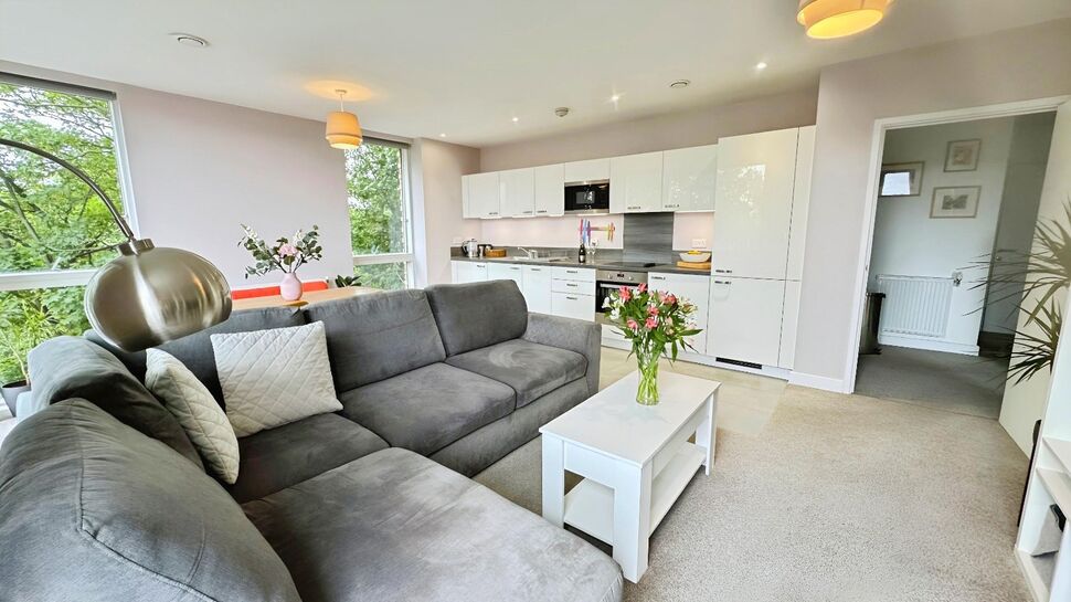 2 bedroom  Flat for sale