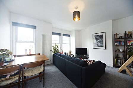 1 bedroom  Flat to rent