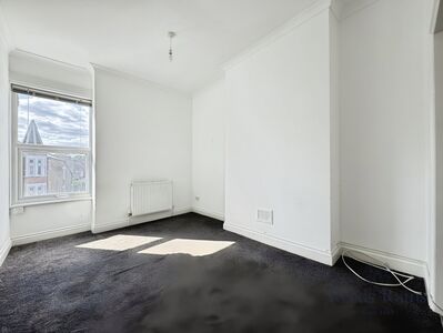 1 bedroom  Flat to rent
