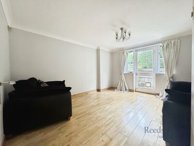1 bedroom  Flat for sale