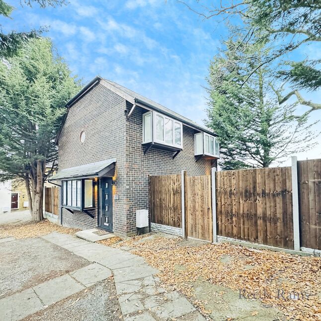 Main image of 4 bedroom Detached House for sale, Dunfield Road, London, SE6