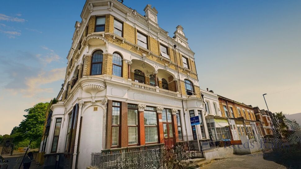 1 bedroom Detached Flat for sale