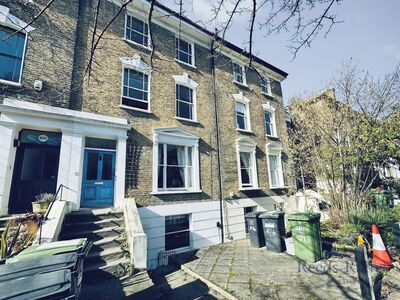 1 bedroom Flat for sale